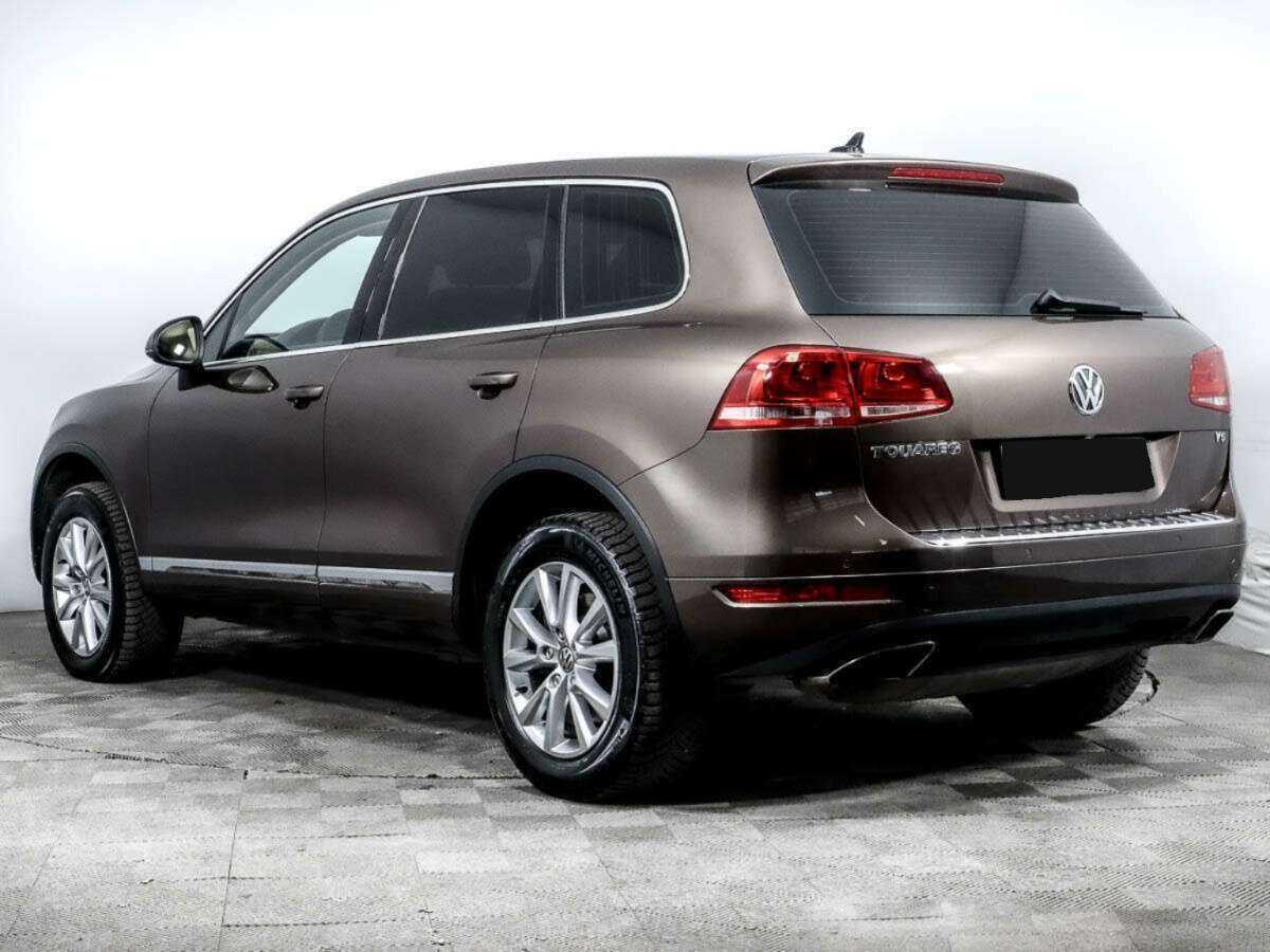 Volkswagen Touareg с пробегом — 2010 год. Фото: #4