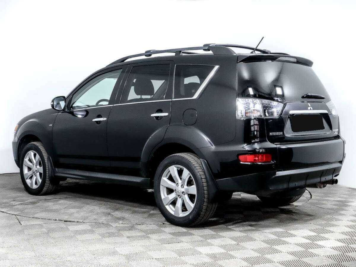 Mitsubishi Outlander с пробегом — 2012 год. Фото: #5