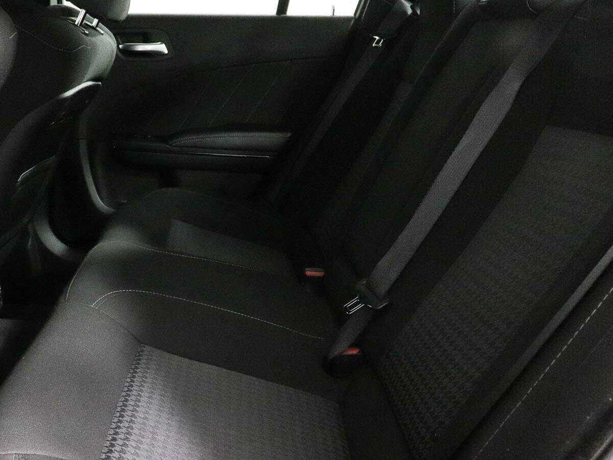 Dodge Charger с пробегом — 2021 год. Фото: #6