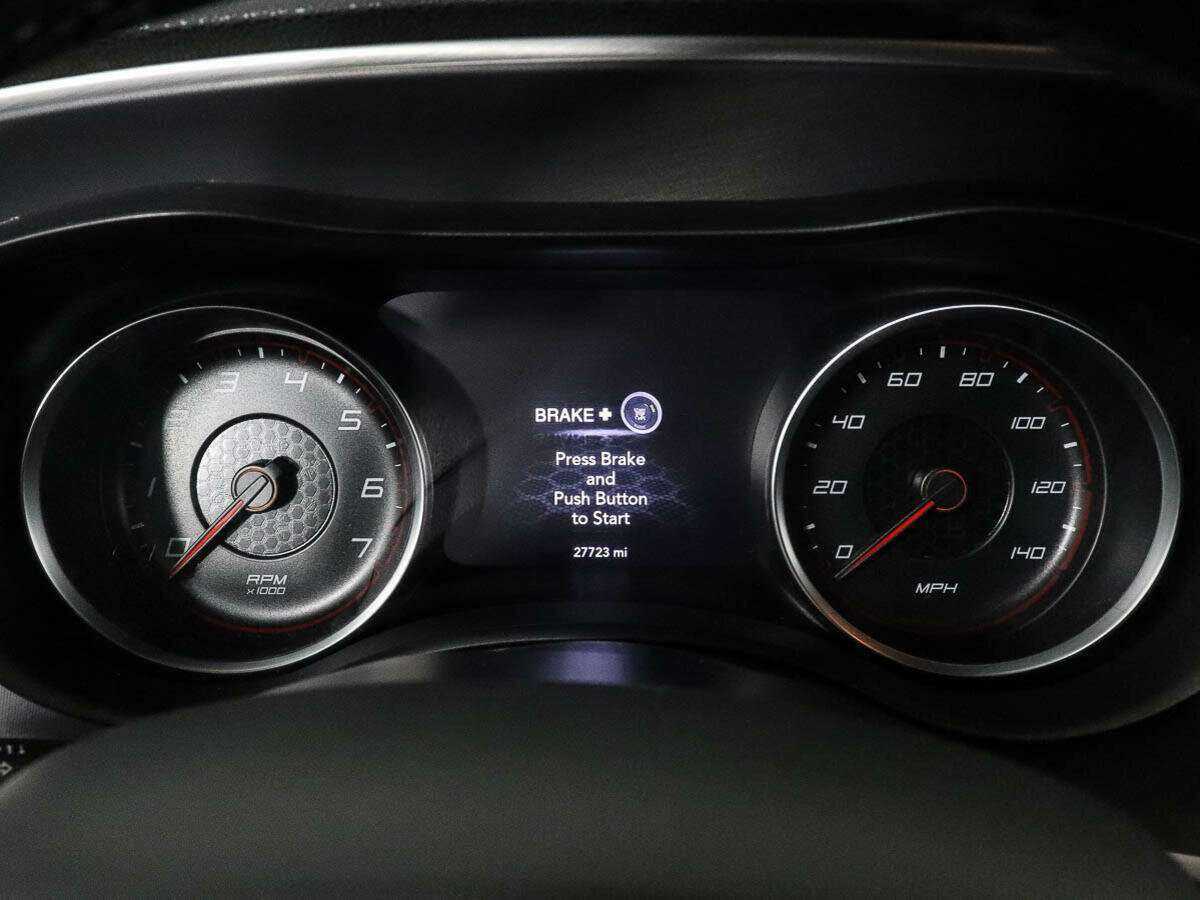 Dodge Charger с пробегом — 2020 год. Фото: #8