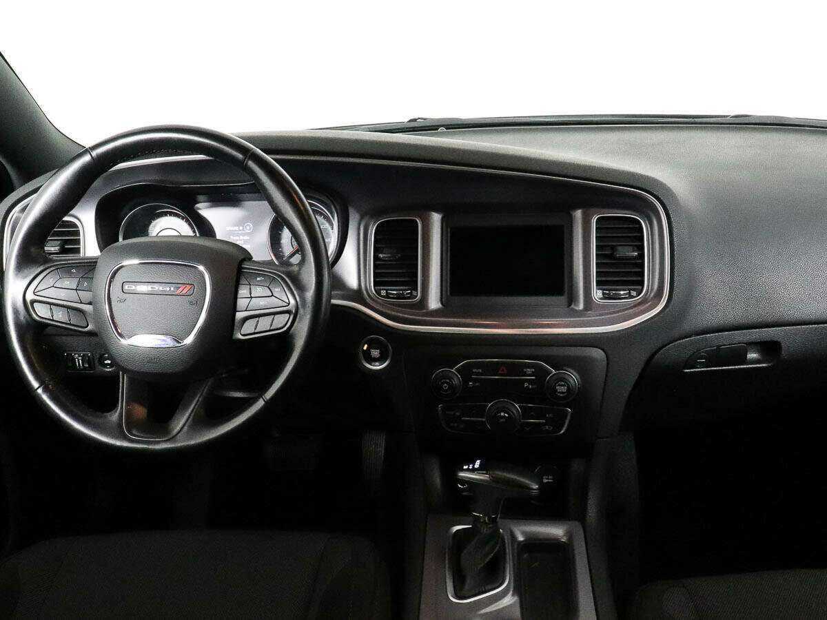 Dodge Charger с пробегом — 2020 год. Фото: #9