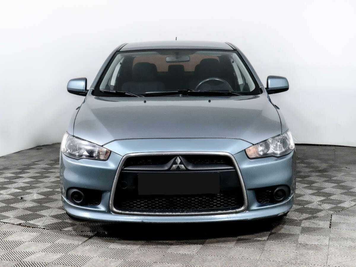 Mitsubishi Lancer с пробегом — 2011 год. Фото: #1