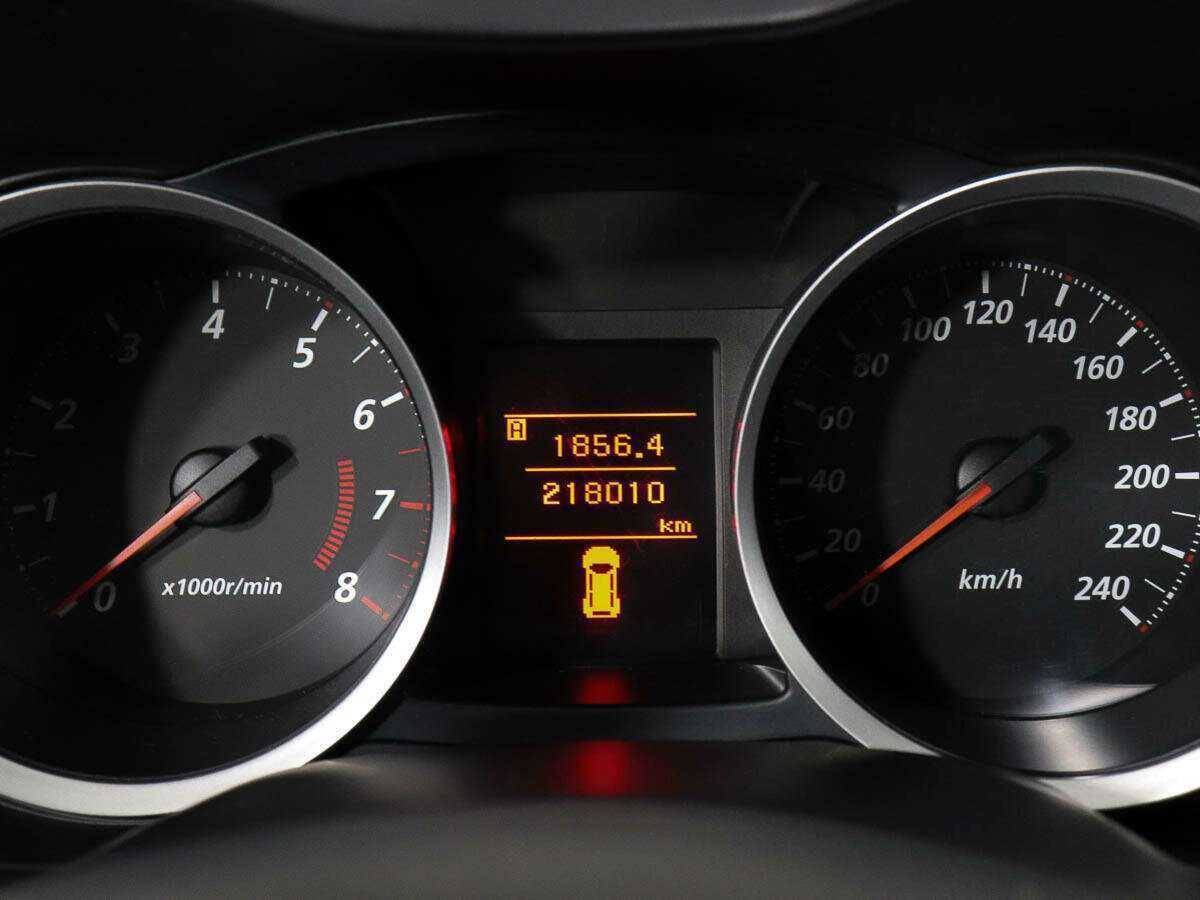 Mitsubishi Lancer с пробегом — 2011 год. Фото: #7