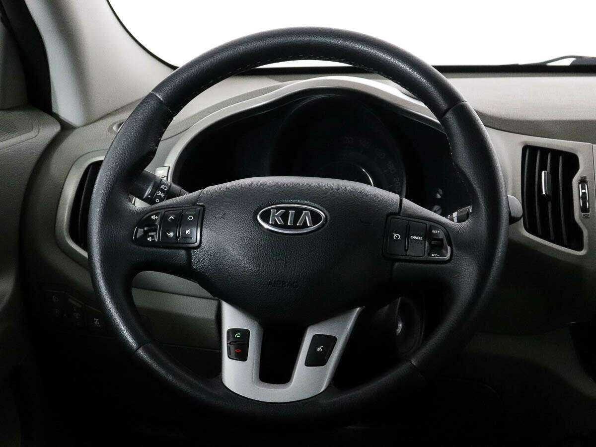 Kia Sportage с пробегом — 2010 год. Фото: #11