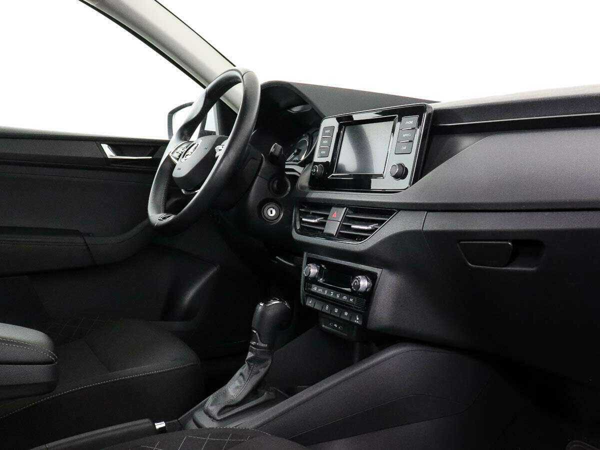 Skoda Rapid с пробегом — 2020 год. Фото: #3