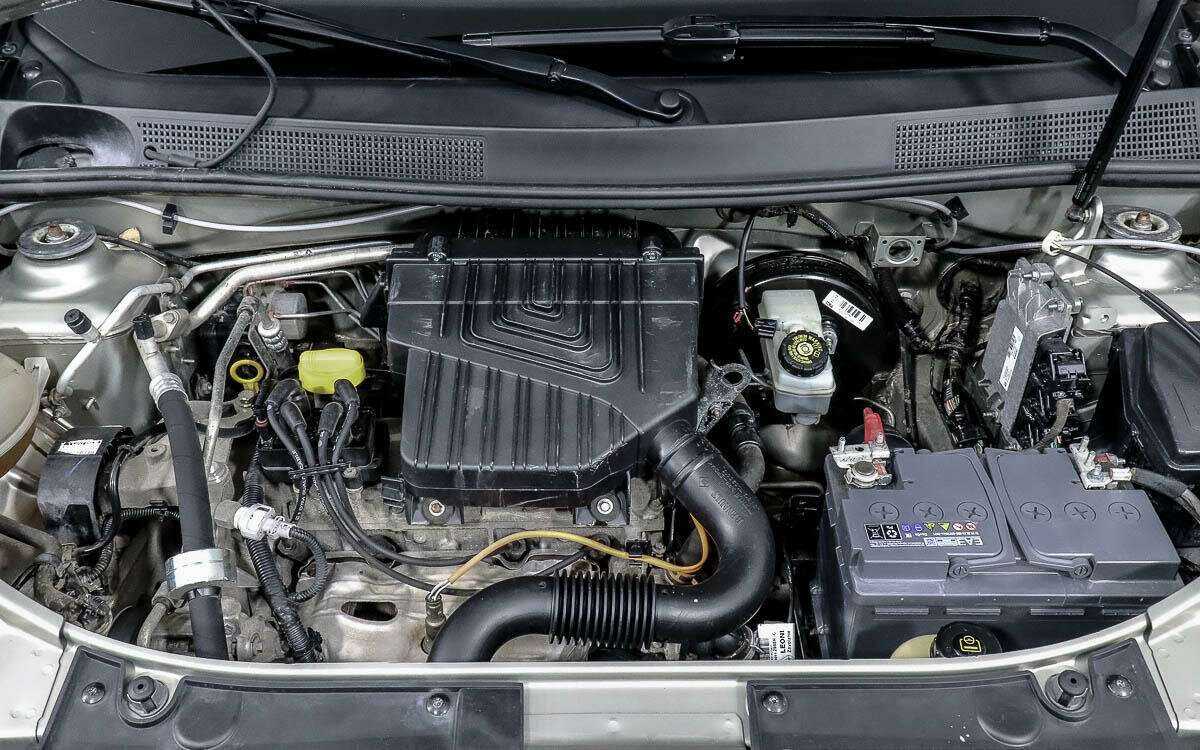 Renault Sandero с пробегом — 2015 год. Фото: #13