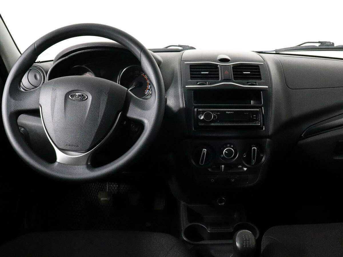 Lada (ВАЗ) Granta с пробегом — 2023 год. Фото: #9