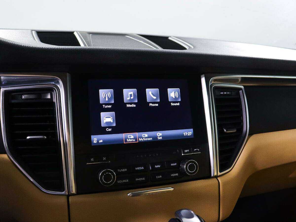 Porsche Macan с пробегом — 2018 год. Фото: #13