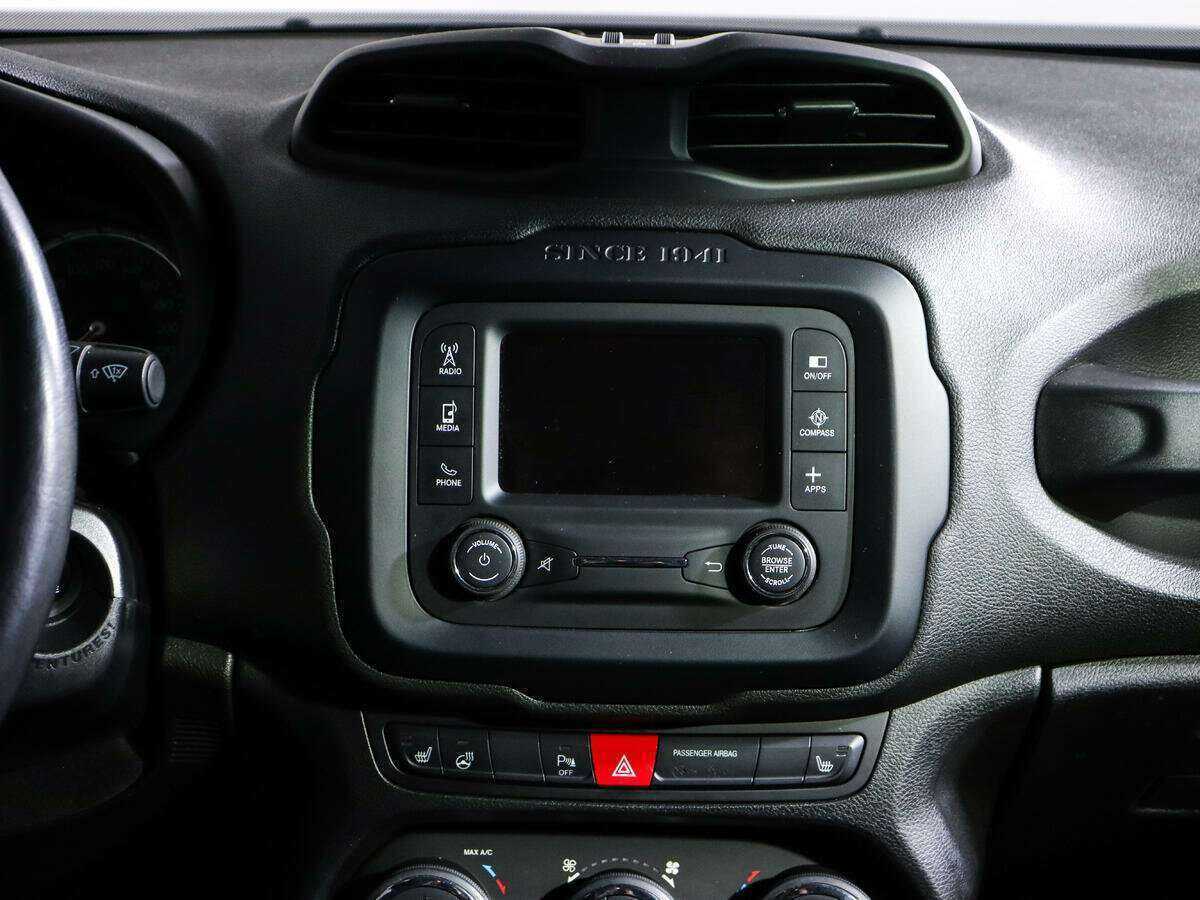 Jeep Renegade с пробегом — 2017 год. Фото: #11