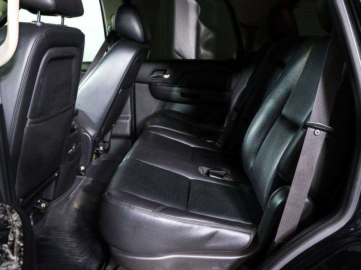Chevrolet Tahoe с пробегом — 2013 год. Фото: #7