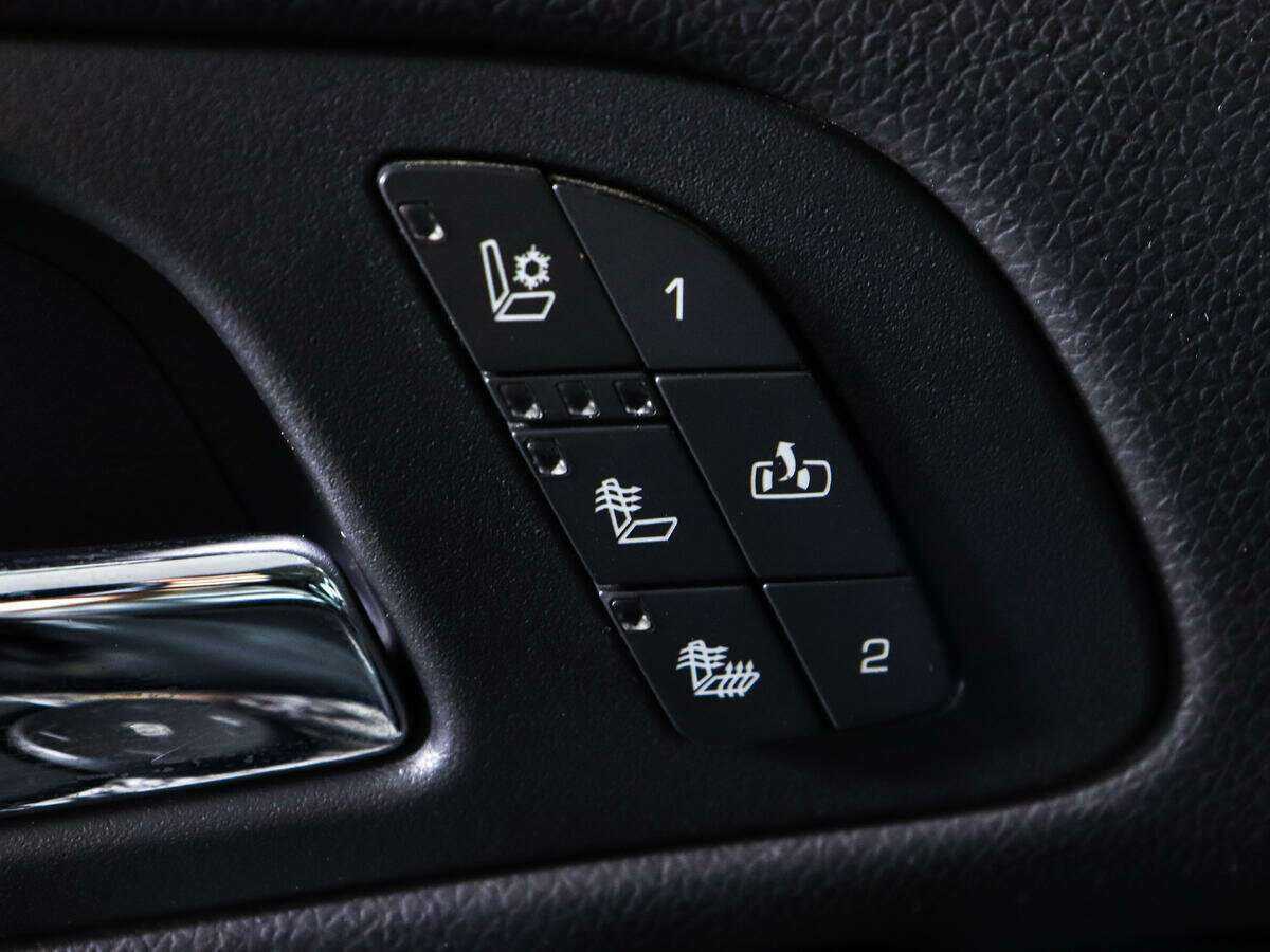 Chevrolet Tahoe с пробегом — 2013 год. Фото: #13