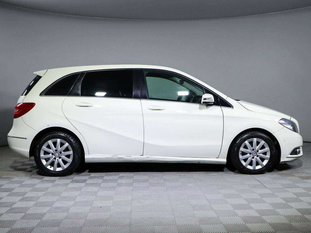 Mercedes-Benz B-Класс с пробегом — 2012 год. Фото: #3