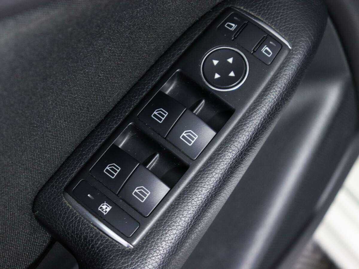 Mercedes-Benz B-Класс с пробегом — 2012 год. Фото: #14