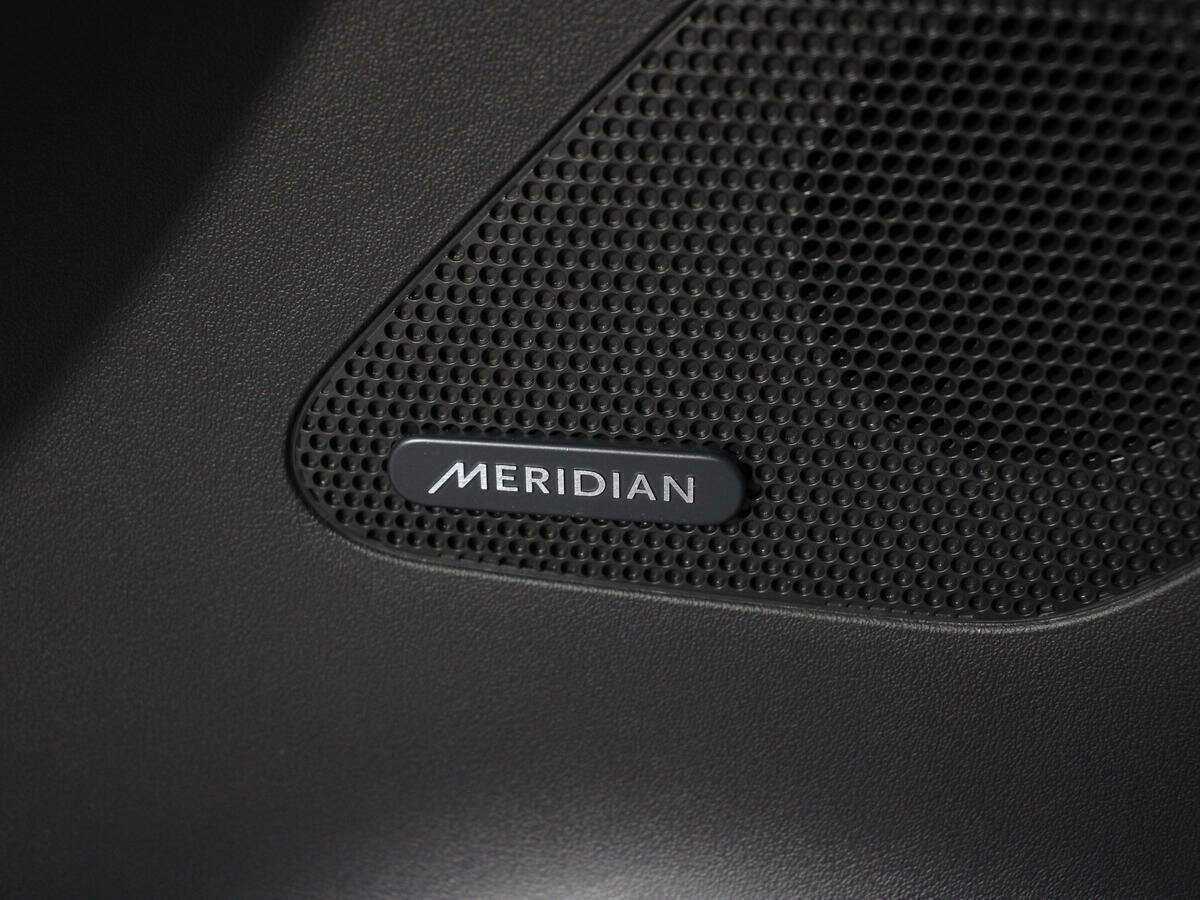 Jaguar F-Pace с пробегом — 2017 год. Фото: #15