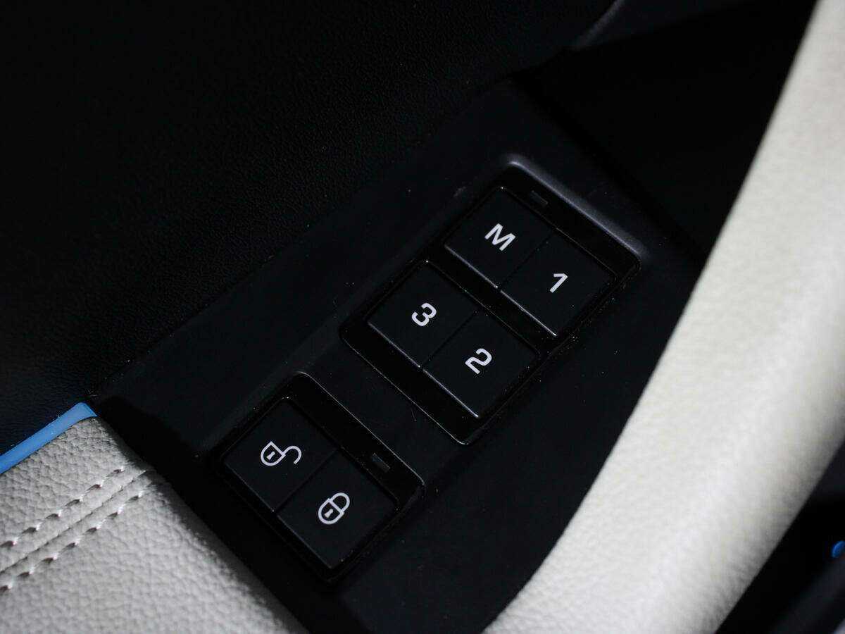 Jaguar F-Pace с пробегом — 2017 год. Фото: #16