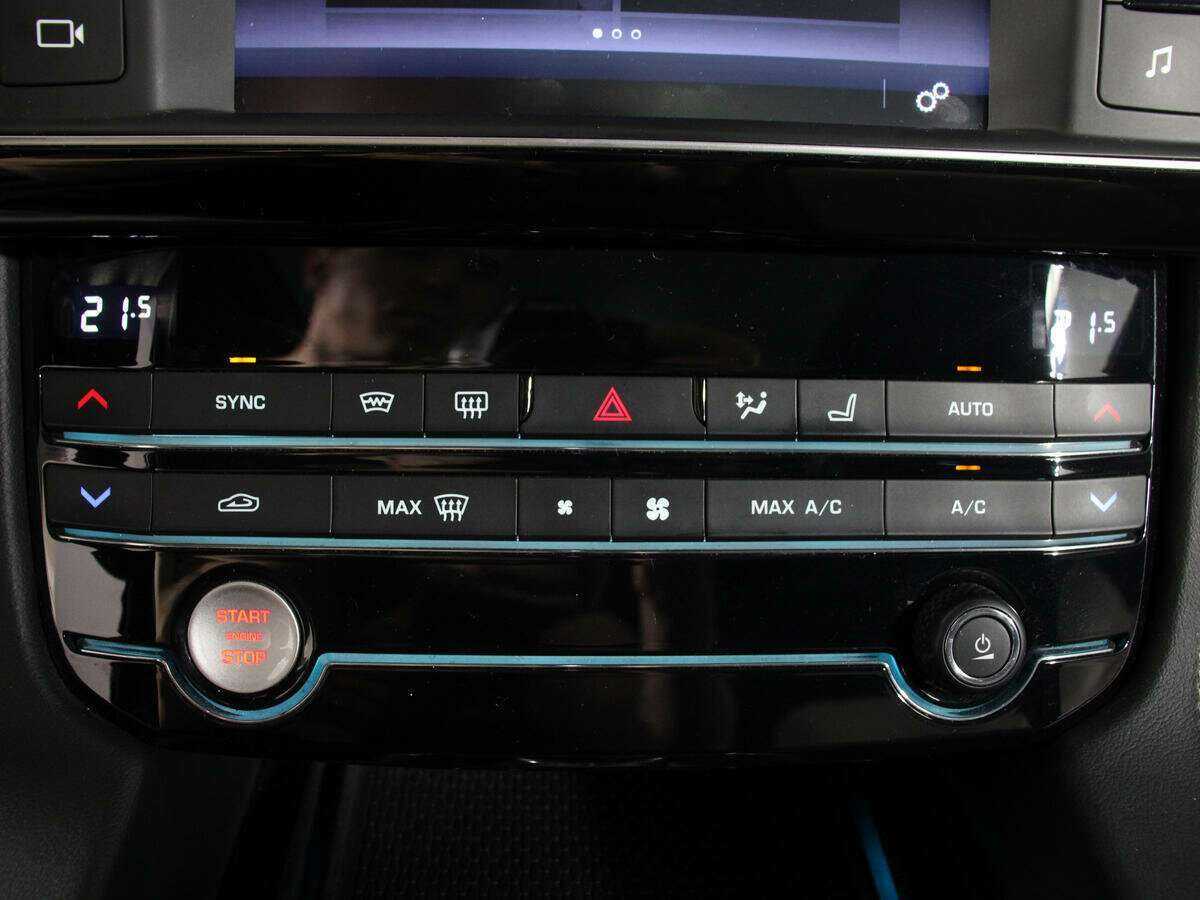 Jaguar F-Pace с пробегом — 2017 год. Фото: #22