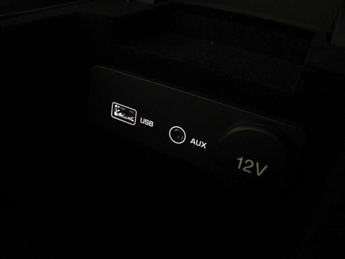 Jaguar F-Pace с пробегом — 2017 год. Фото: #25