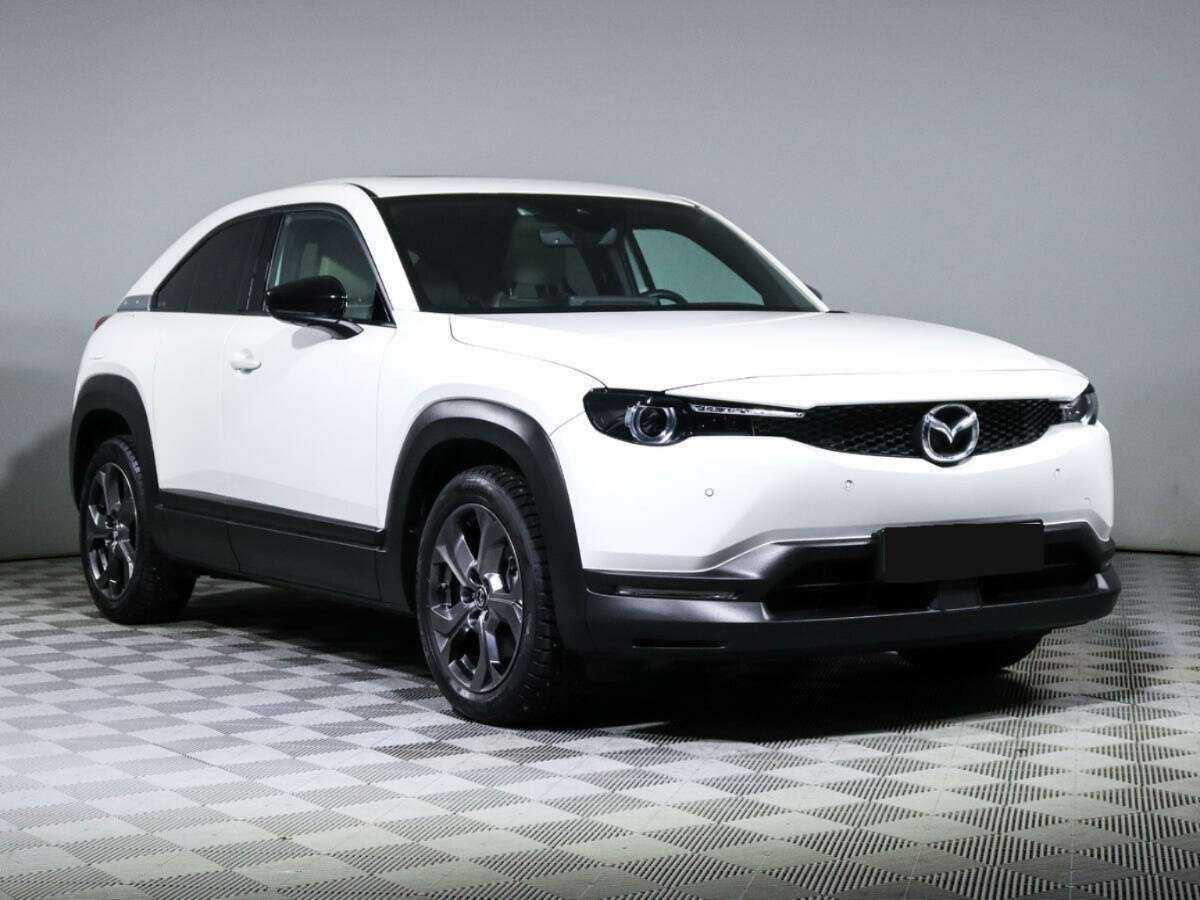 Mazda MX-30 с пробегом — 2020 год. Фото: #2