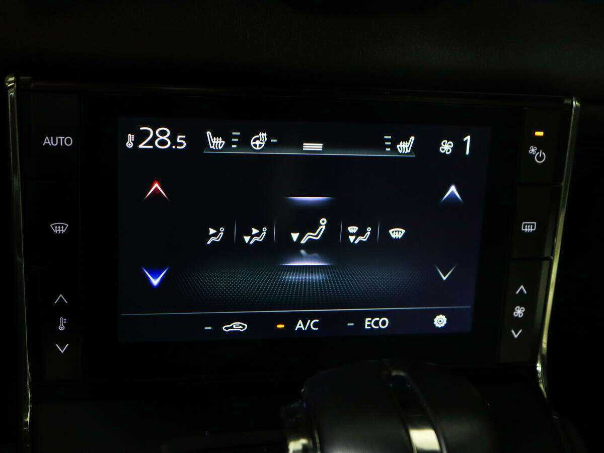 Mazda MX-30 с пробегом — 2020 год. Фото: #14