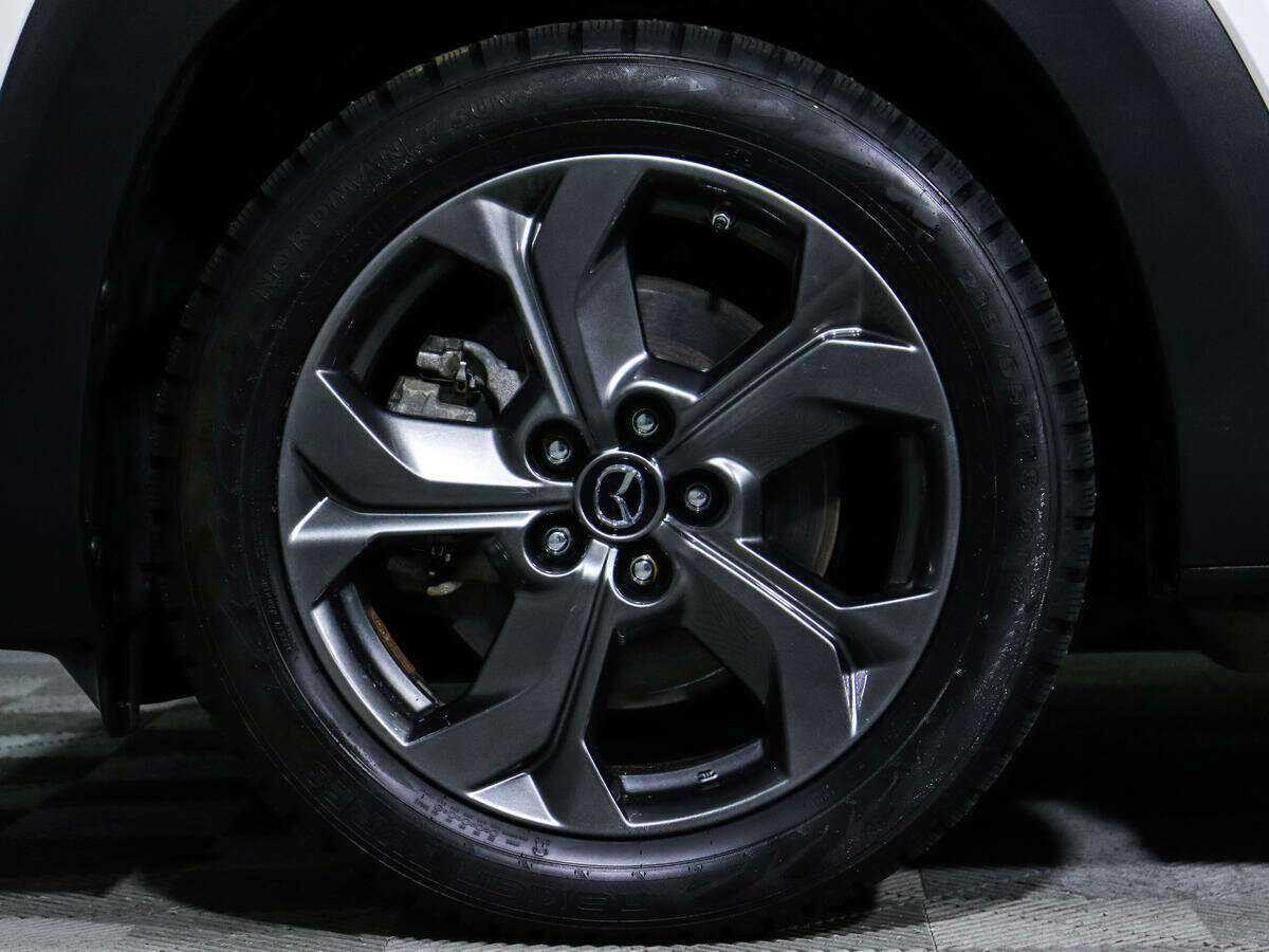 Mazda MX-30 с пробегом — 2020 год. Фото: #20