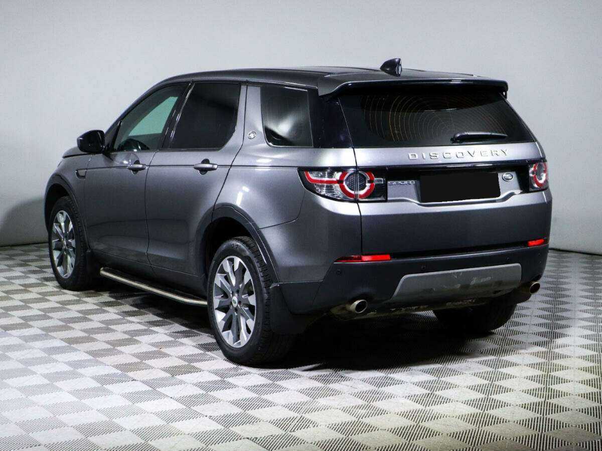 Land Rover Discovery Sport с пробегом — 2016 год. Фото: #6