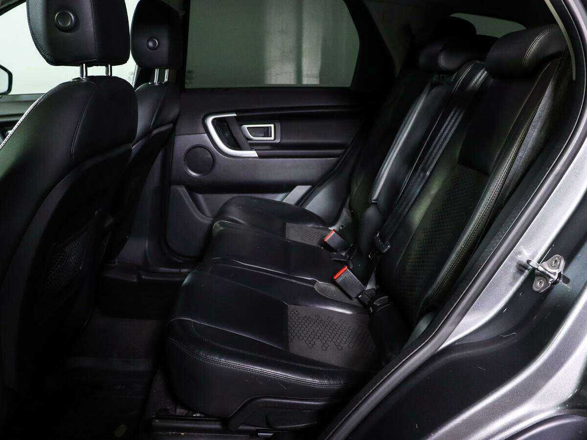 Land Rover Discovery Sport с пробегом — 2016 год. Фото: #9