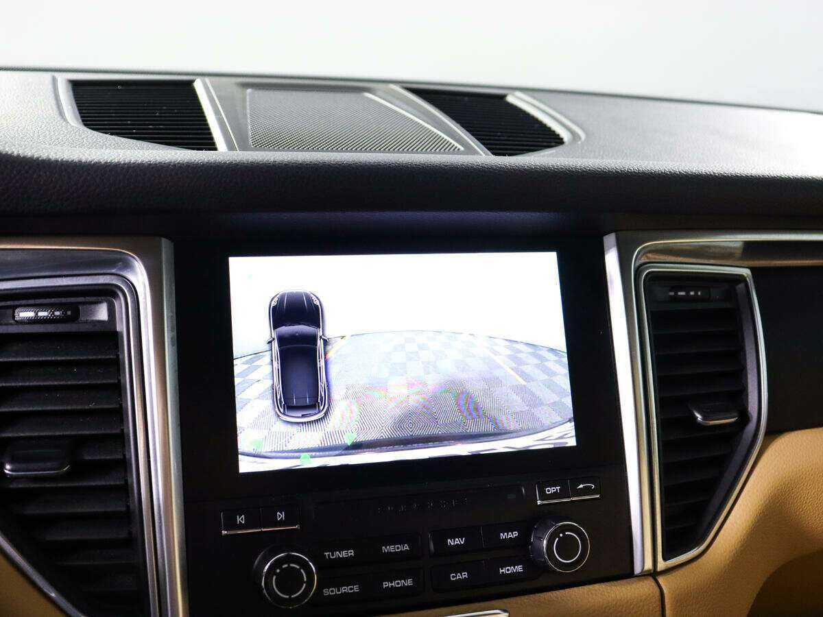 Porsche Macan с пробегом — 2017 год. Фото: #9