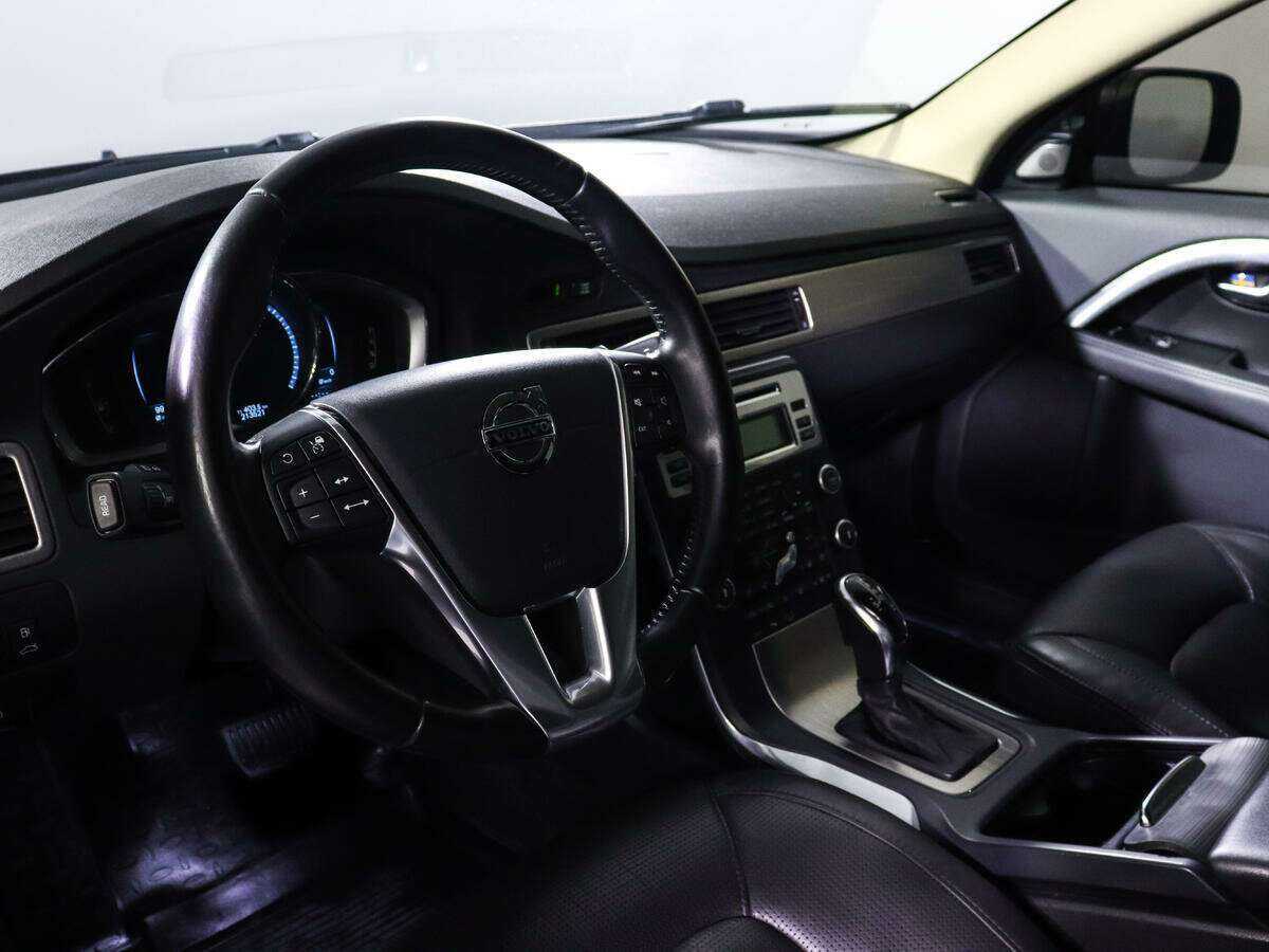 Volvo XC70 с пробегом — 2008 год. Фото: #10