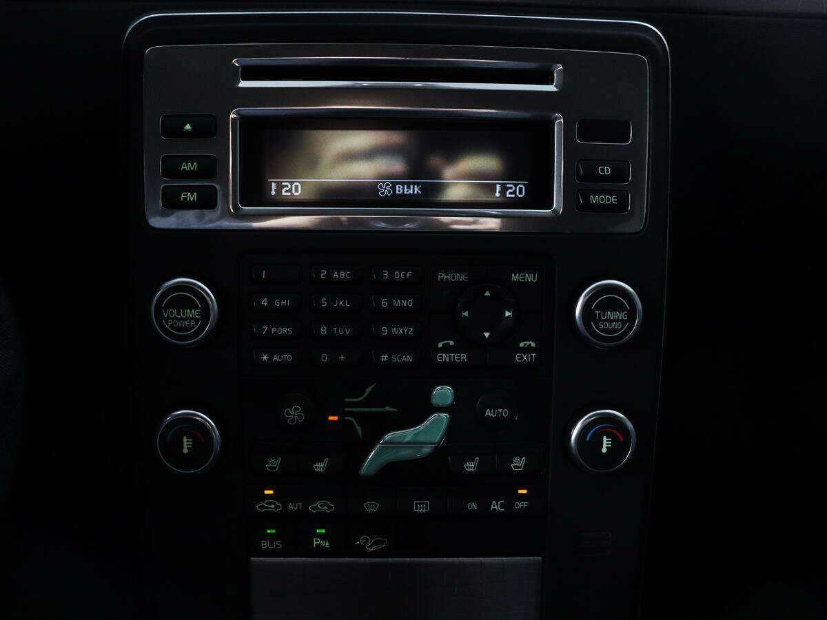 Volvo XC70 с пробегом — 2008 год. Фото: #11