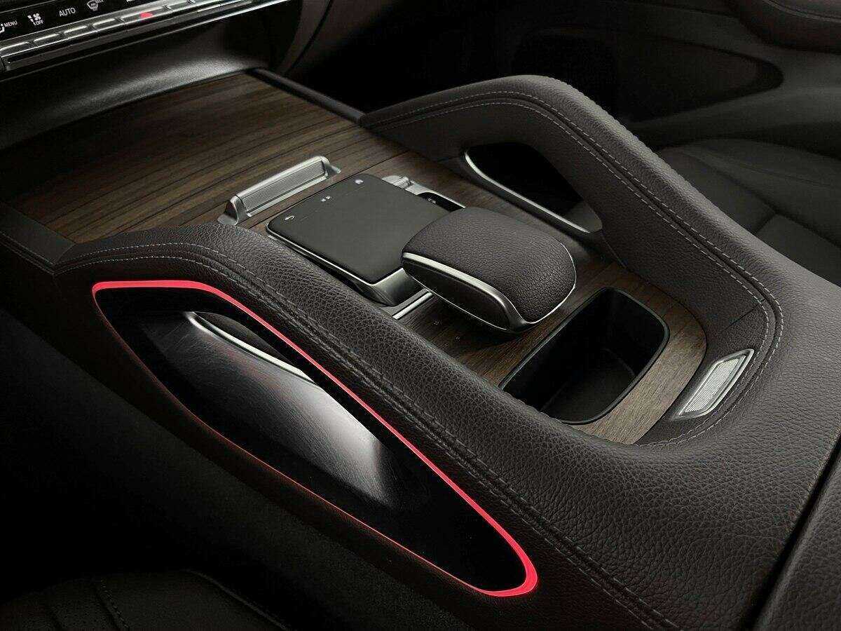 Mercedes-Benz GLE с пробегом — 2021 год. Фото: #10