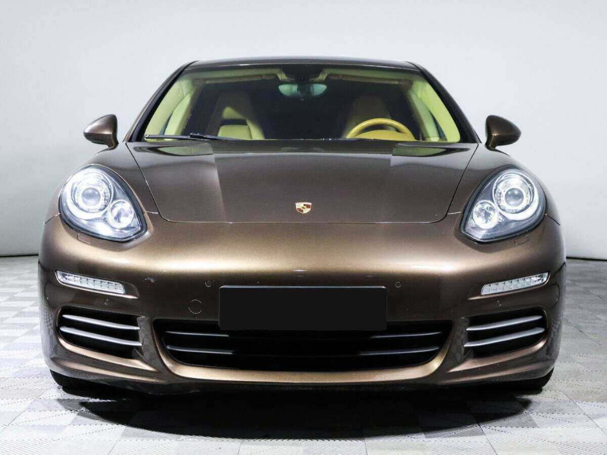 Porsche Panamera с пробегом — 2013 год. Фото: #1