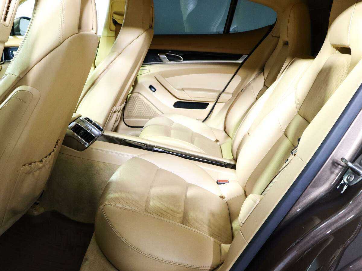 Porsche Panamera с пробегом — 2013 год. Фото: #7