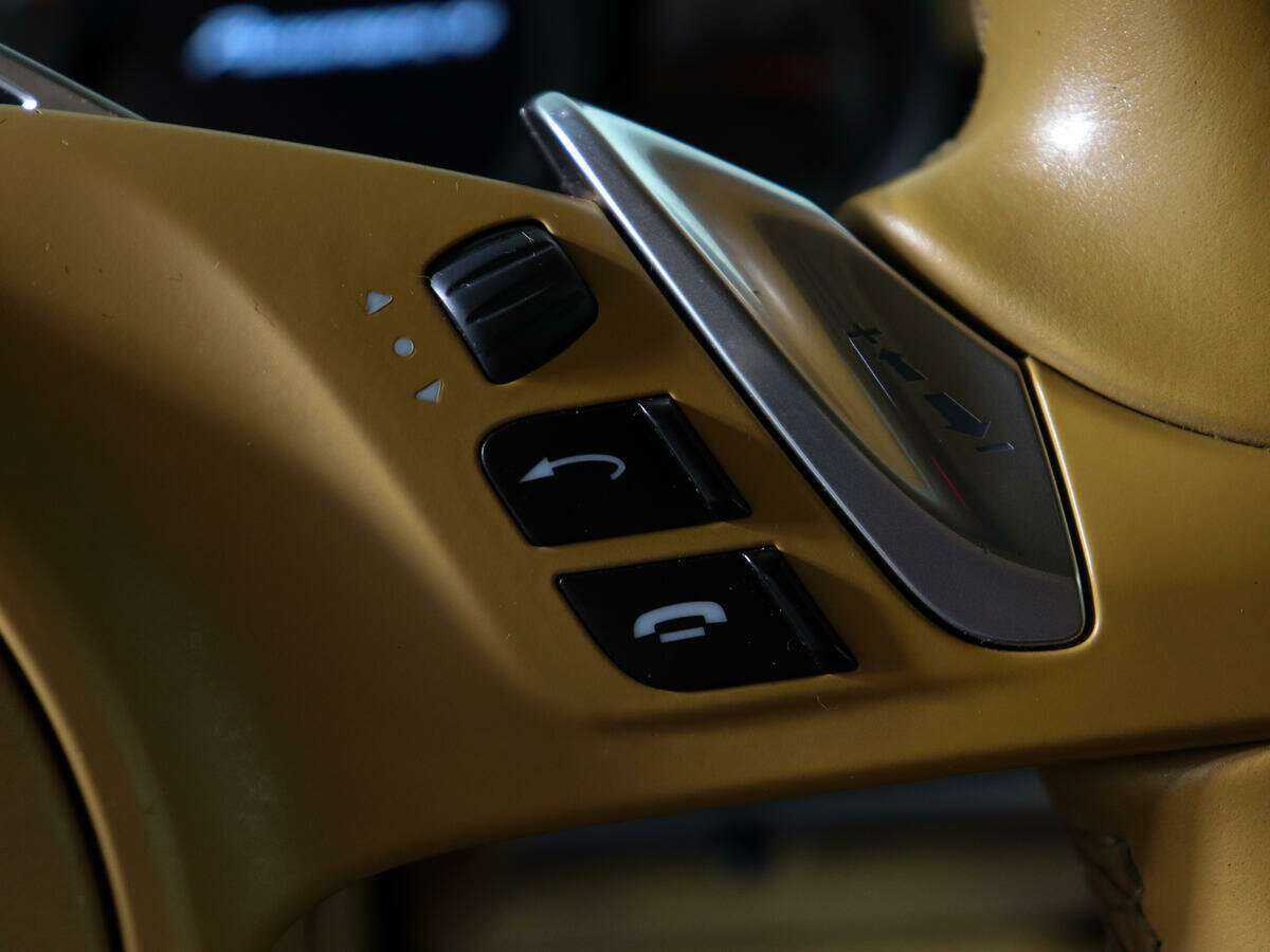 Porsche Panamera с пробегом — 2015 год. Фото: #20