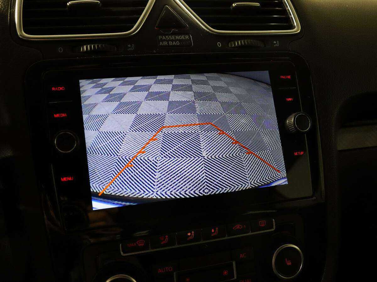 Volkswagen Scirocco с пробегом — 2011 год. Фото: #14