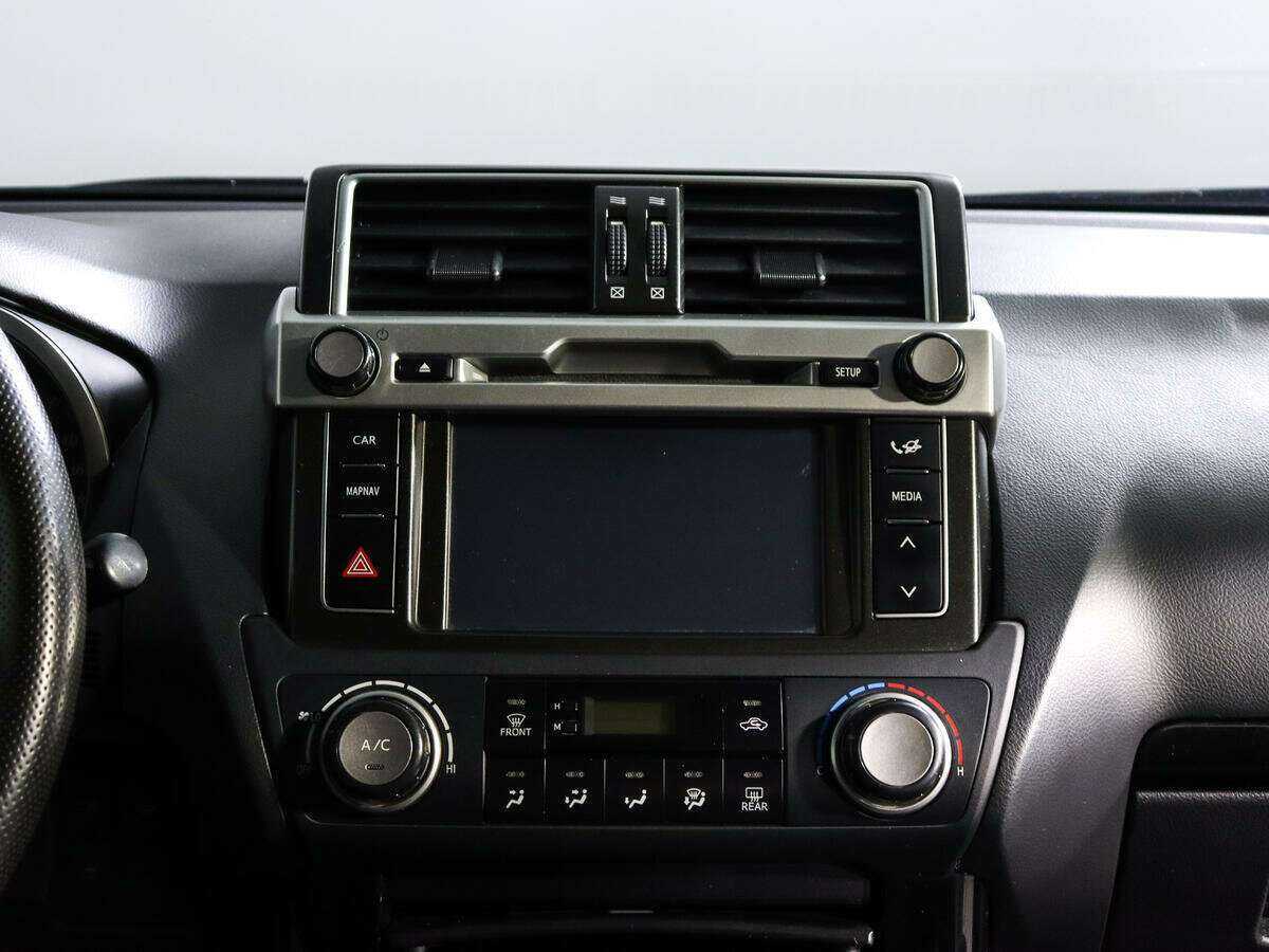 Toyota Land Cruiser Prado с пробегом — 2016 год. Фото: #10