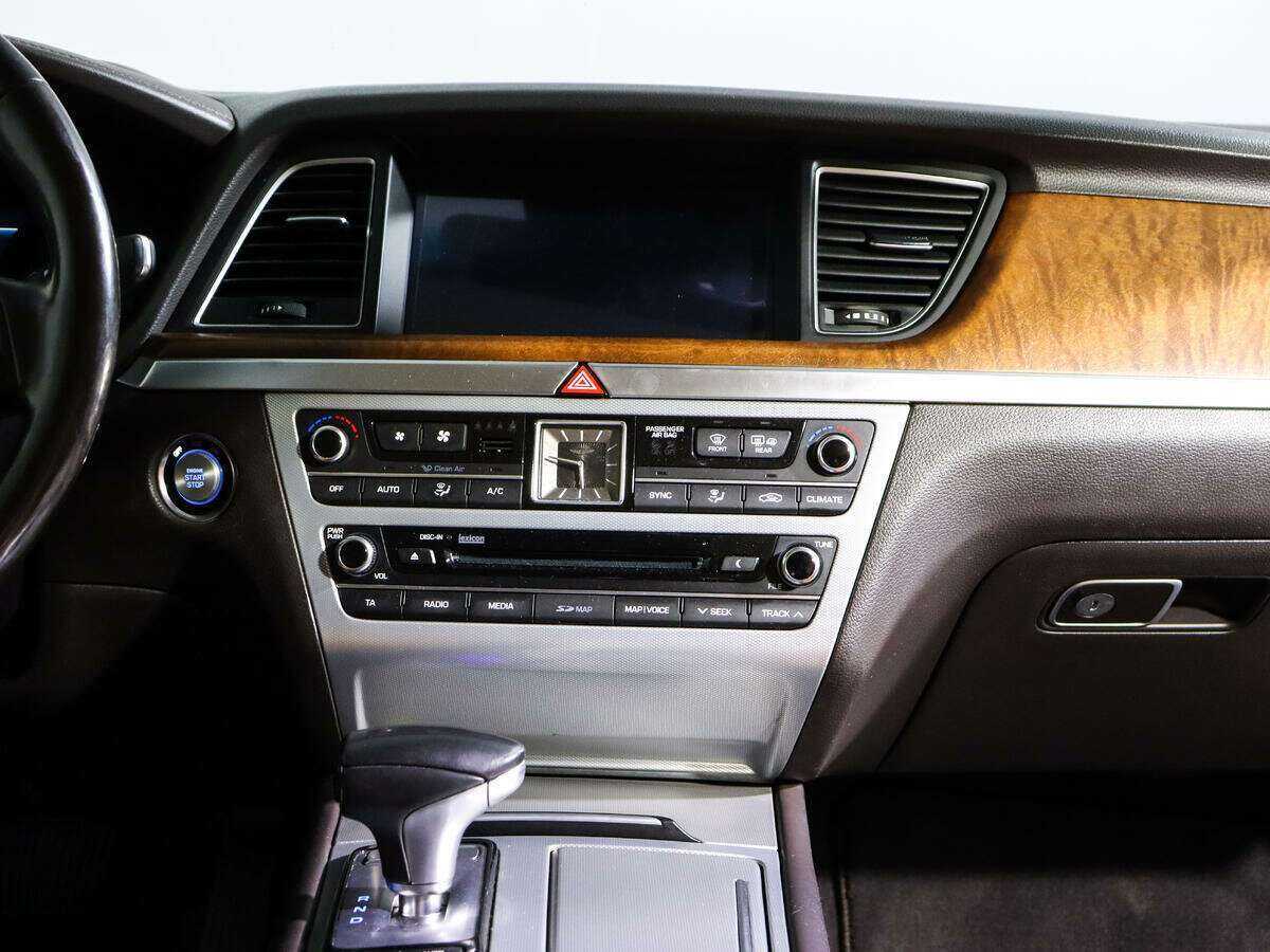 Genesis G80 с пробегом — 2017 год. Фото: #11