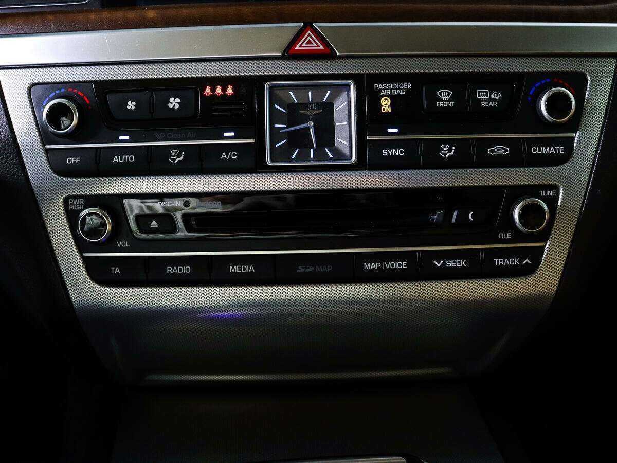 Genesis G80 с пробегом — 2017 год. Фото: #15