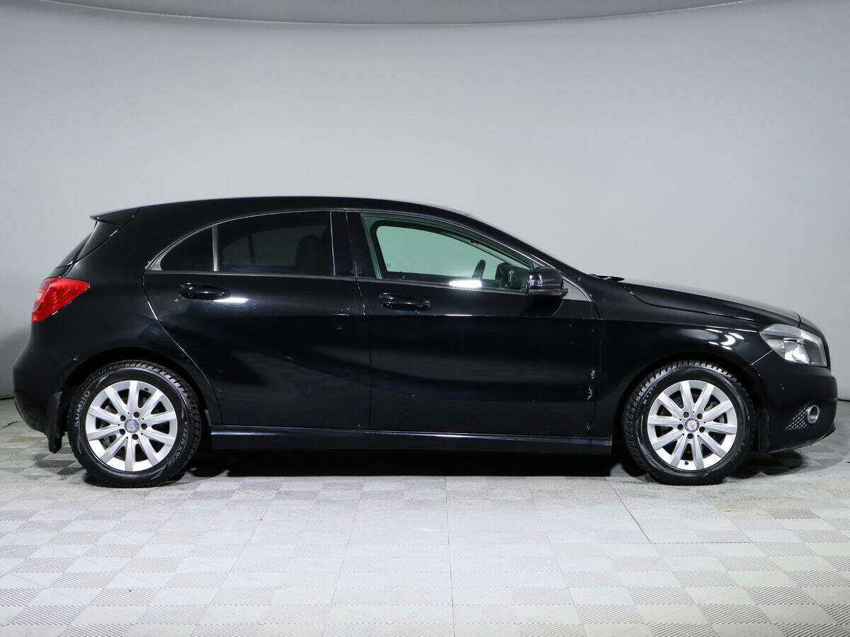 Mercedes-Benz A-Класс с пробегом — 2013 год. Фото: #3