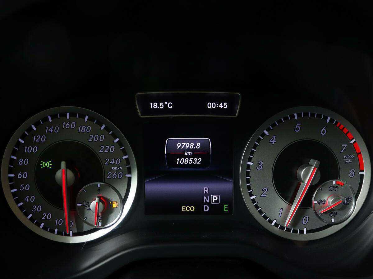 Mercedes-Benz A-Класс с пробегом — 2013 год. Фото: #9