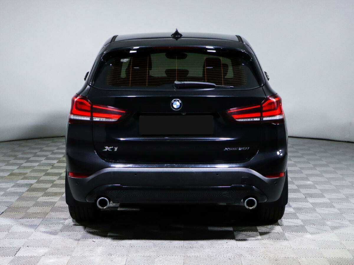 BMW X1 с пробегом — 2019 год. Фото: #5