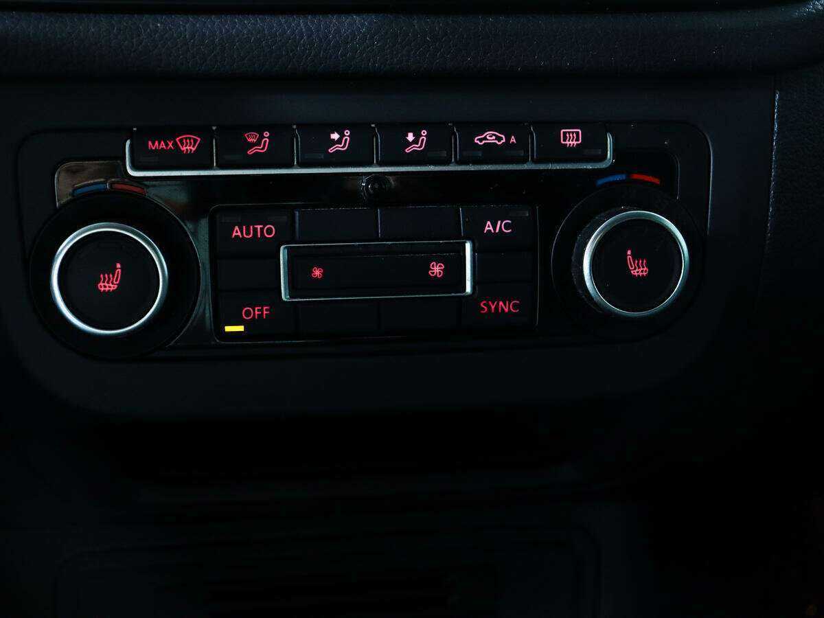 Volkswagen Tiguan с пробегом — 2012 год. Фото: #17