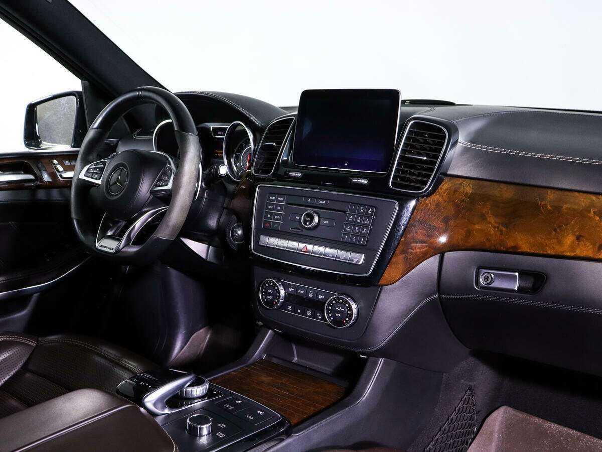 Mercedes-Benz GLS AMG с пробегом — 2016 год. Фото: #5