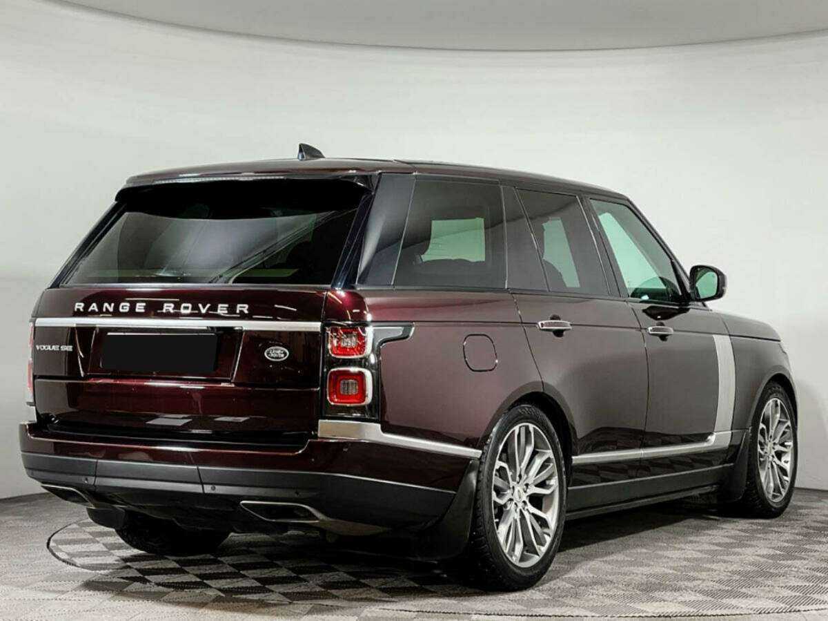 Land Rover Range Rover с пробегом — 2018 год. Фото: #4