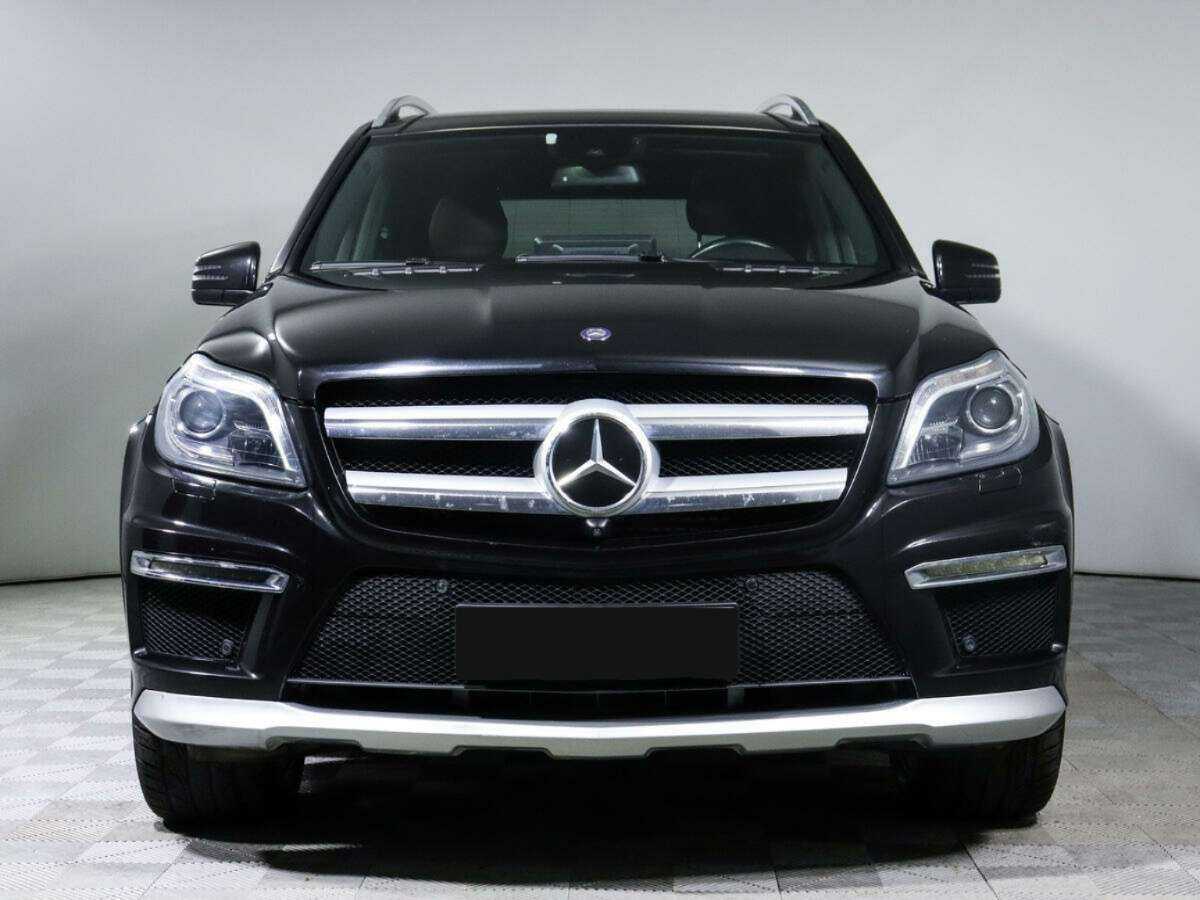 Mercedes-Benz GL-Класс с пробегом — 2015 год. Фото: #1