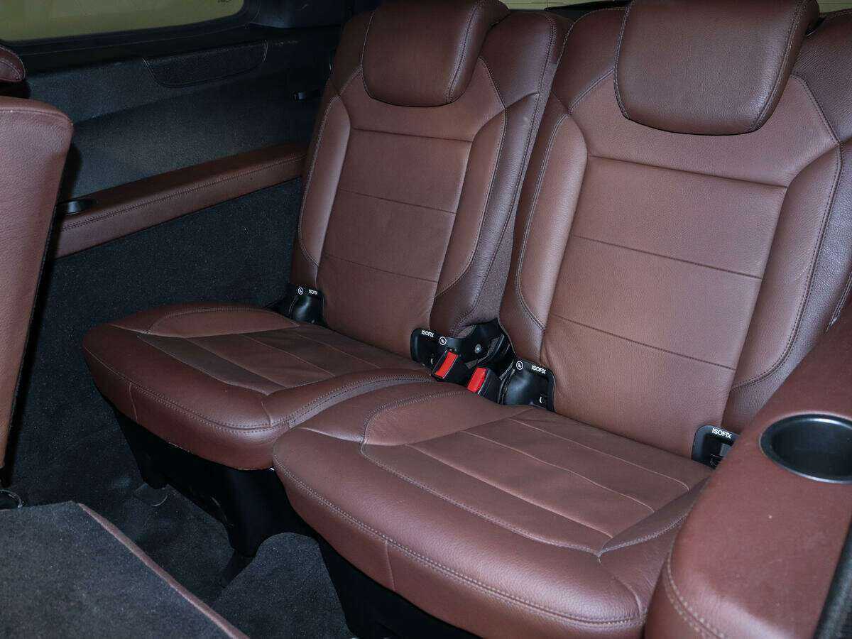 Mercedes-Benz GL-Класс с пробегом — 2015 год. Фото: #9