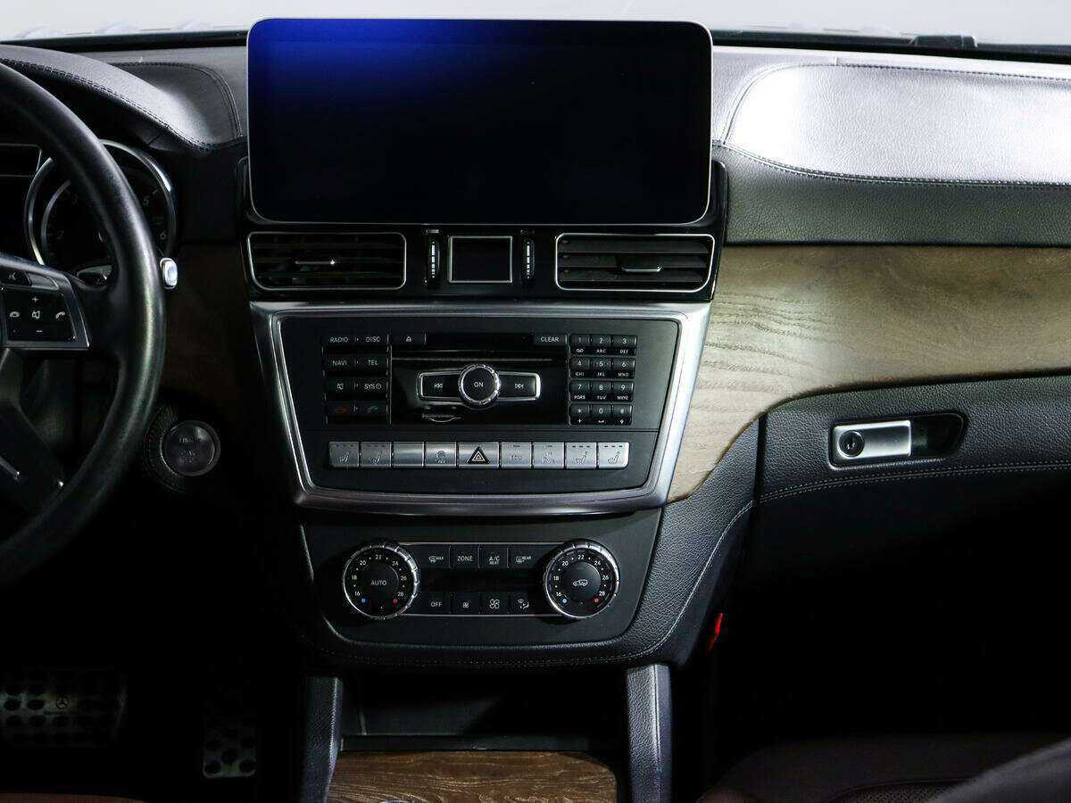 Mercedes-Benz GL-Класс с пробегом — 2015 год. Фото: #13