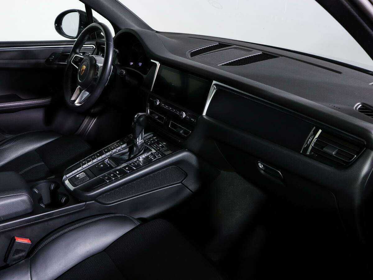 Porsche Macan с пробегом — 2019 год. Фото: #6