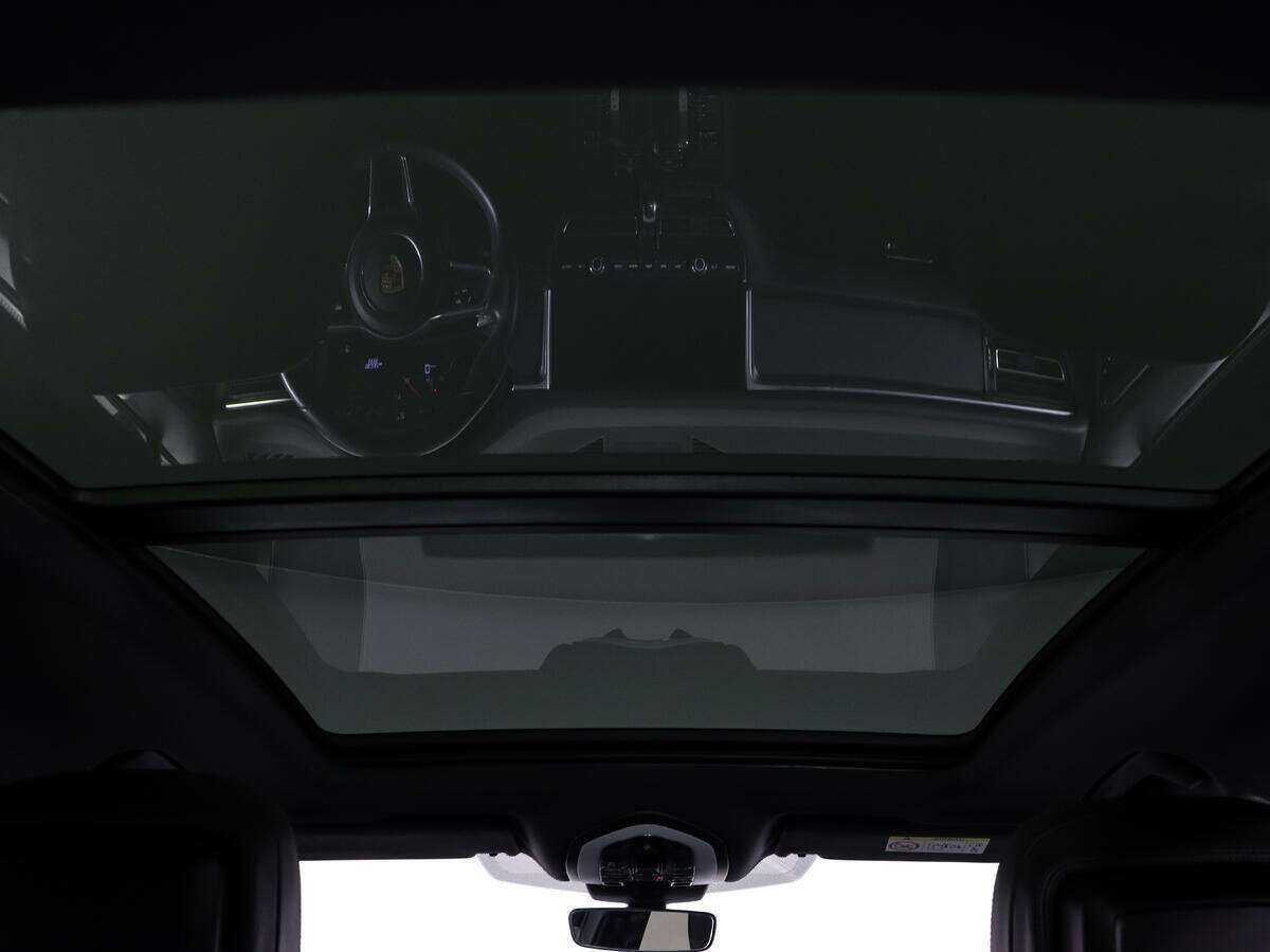 Porsche Macan с пробегом — 2019 год. Фото: #15