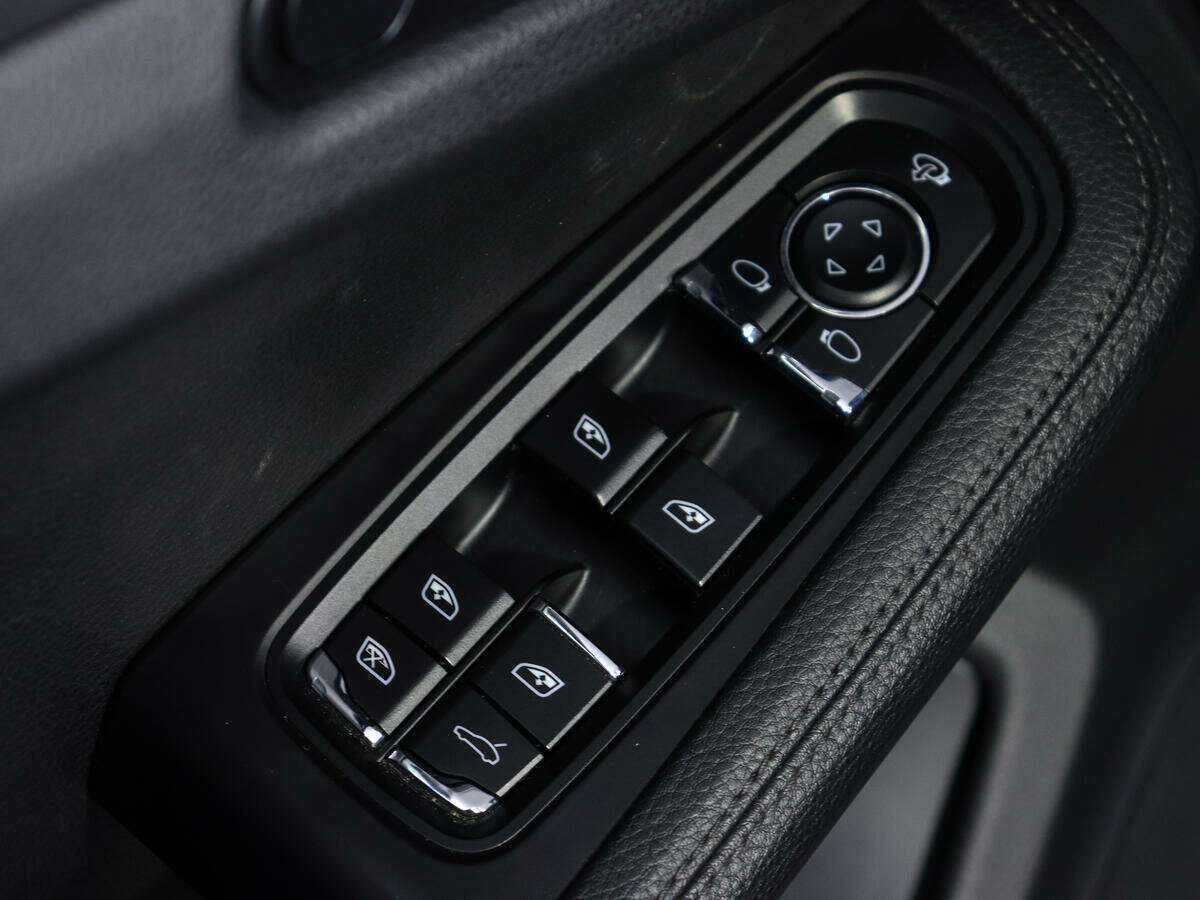 Porsche Macan с пробегом — 2019 год. Фото: #16