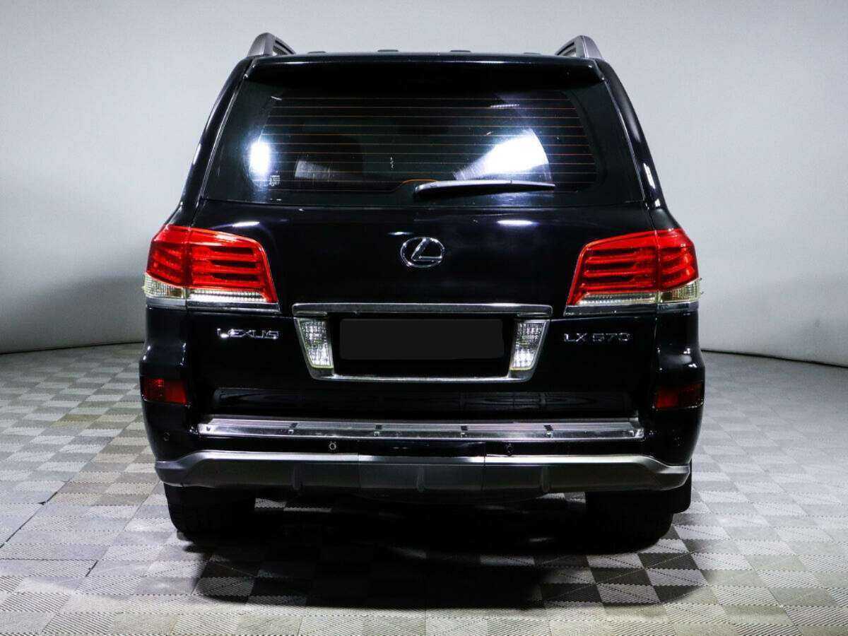 Lexus LX с пробегом — 2008 год. Фото: #5
